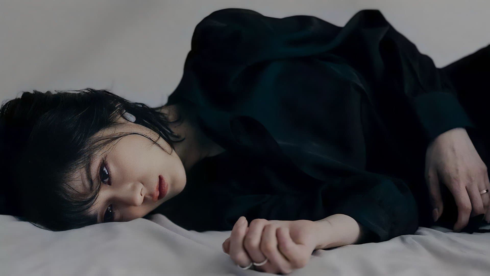undefined 스틸 이미지