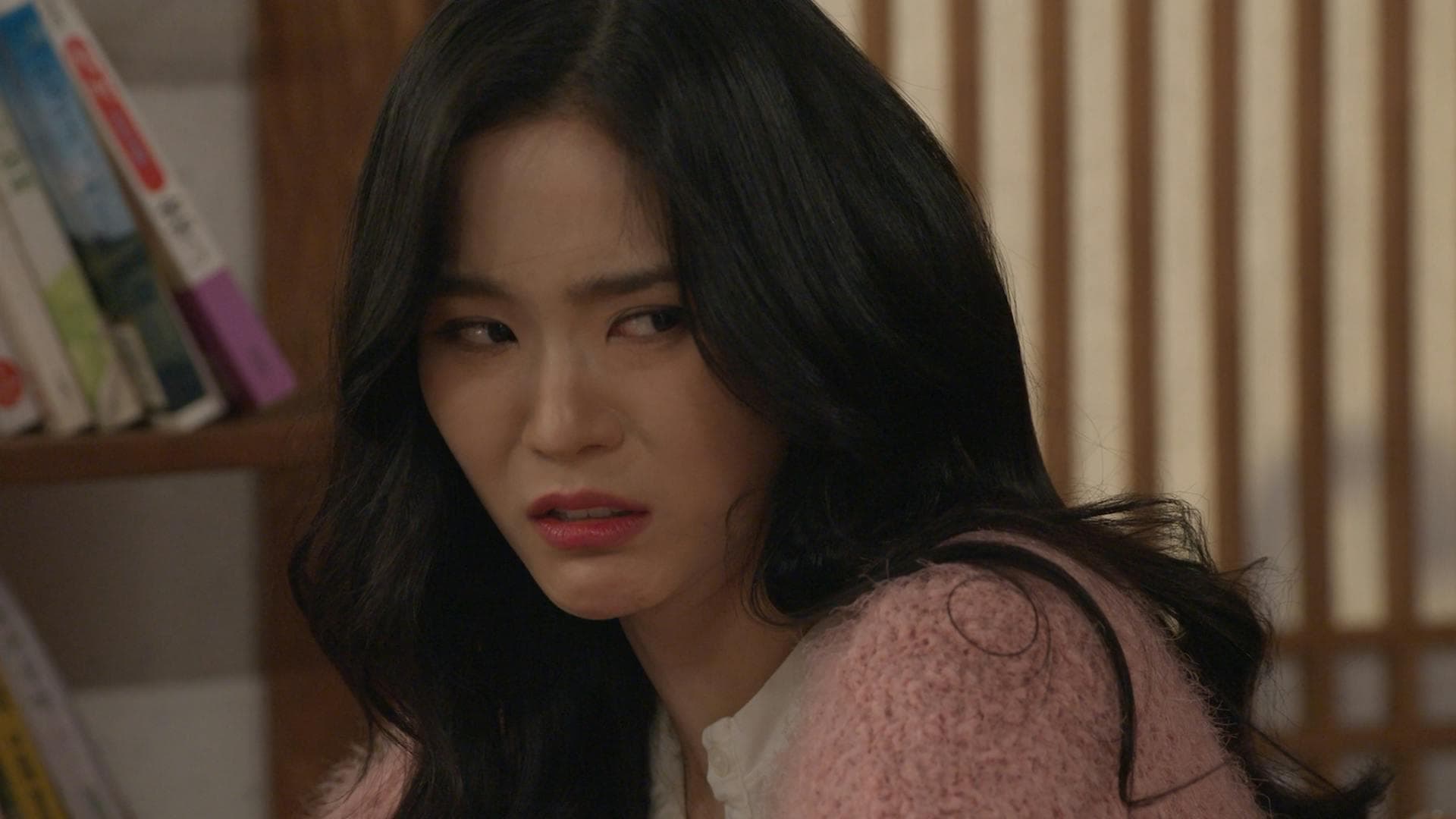 undefined 스틸 이미지