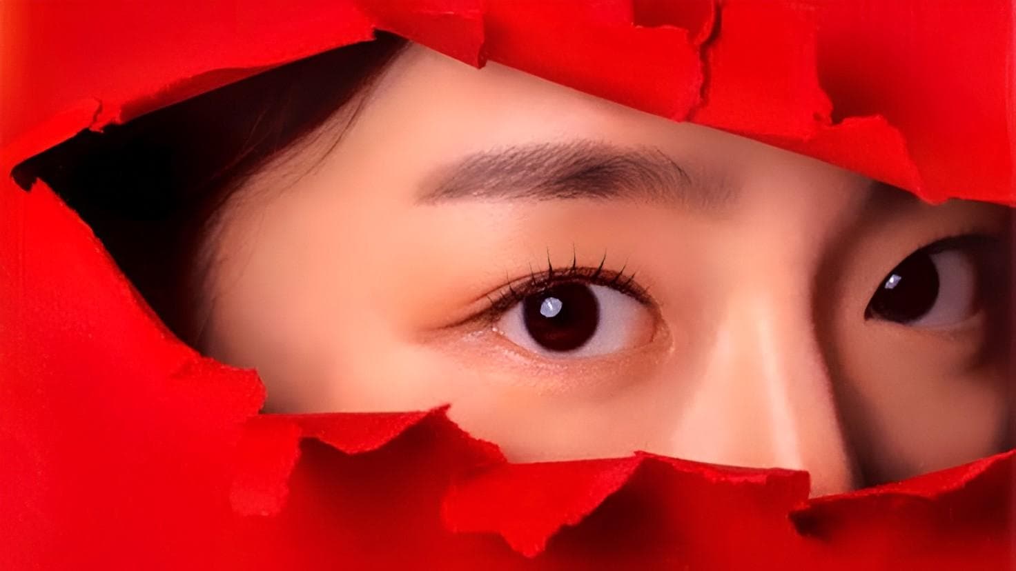 undefined 스틸 이미지
