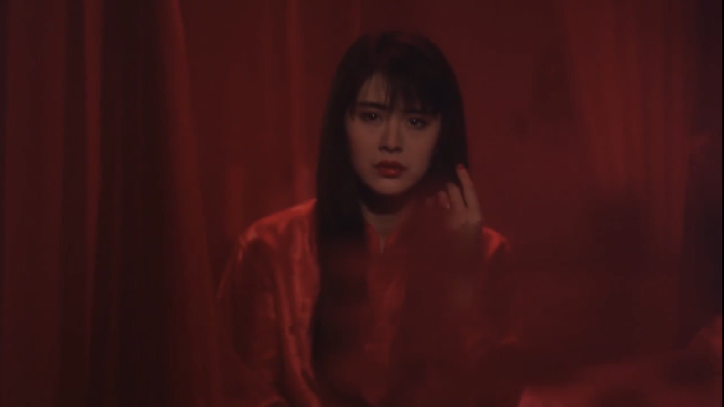 undefined 스틸 이미지