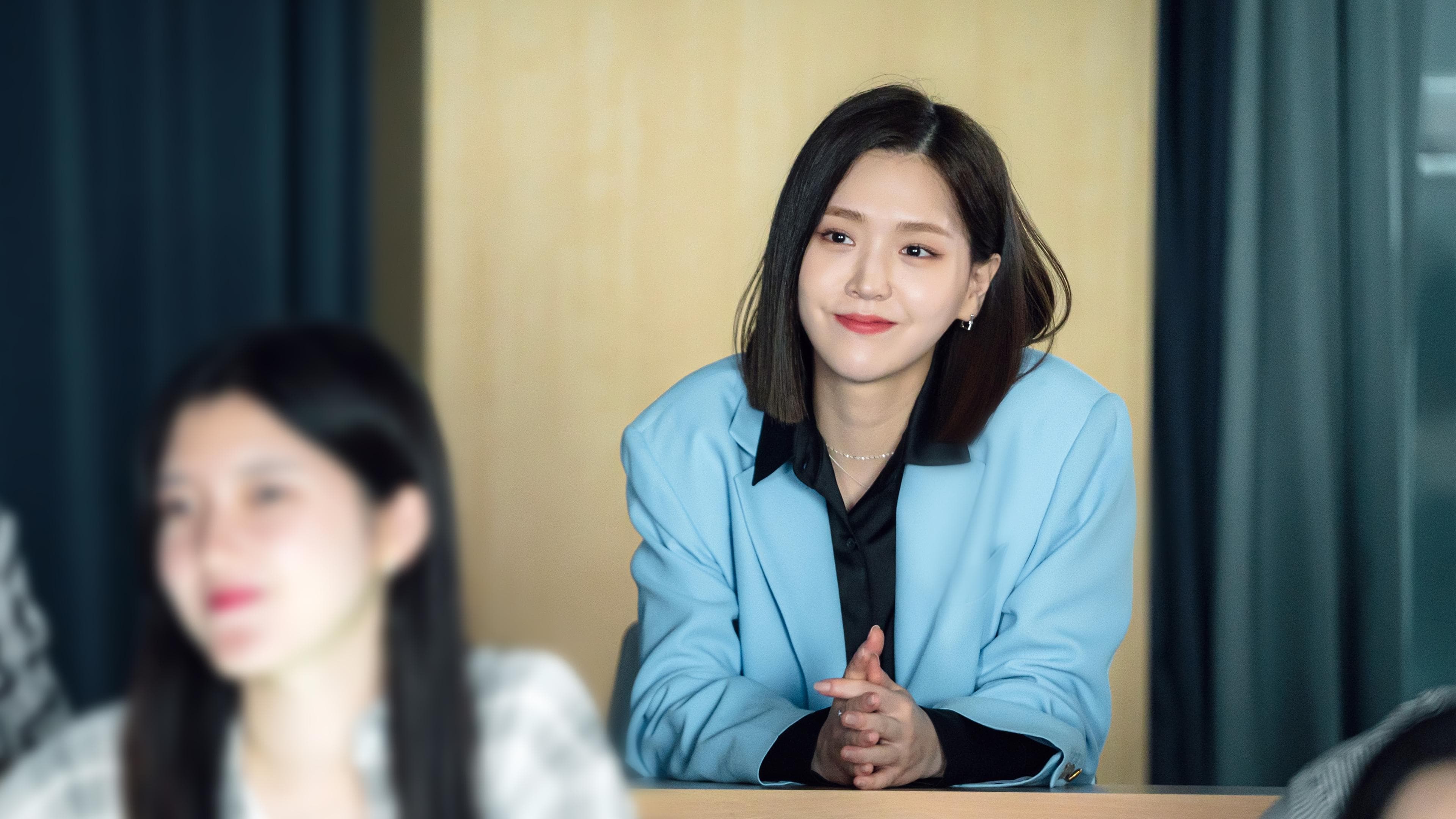 undefined 스틸 이미지
