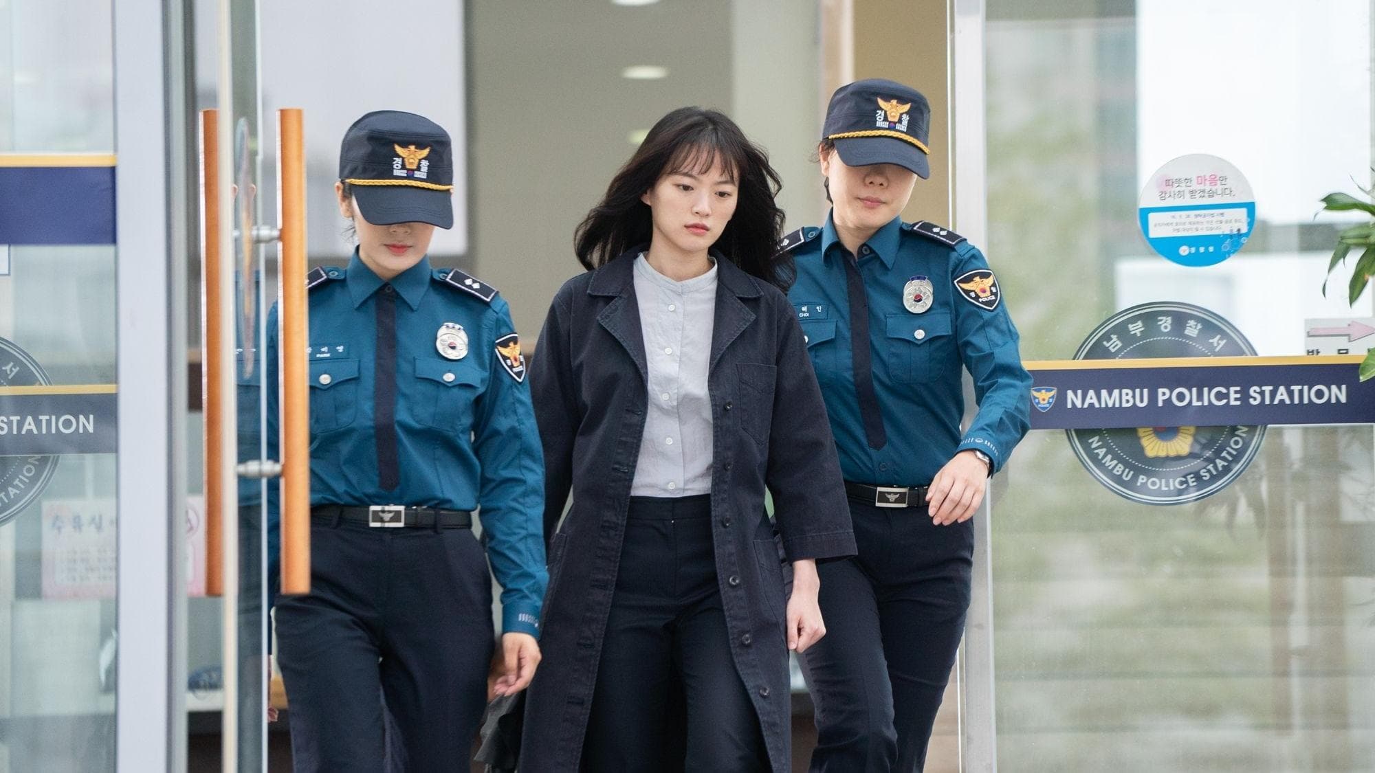 undefined 스틸 이미지