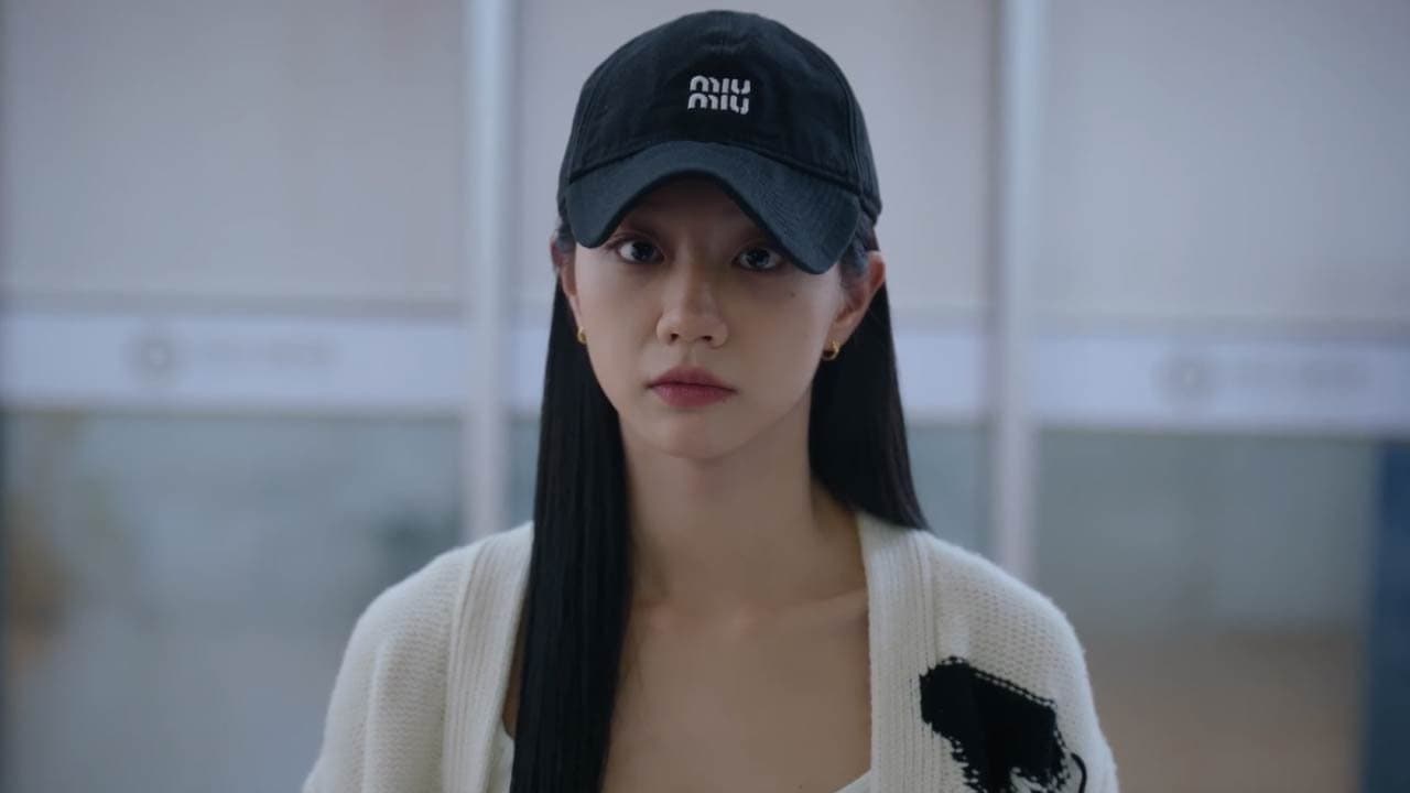undefined 스틸 이미지