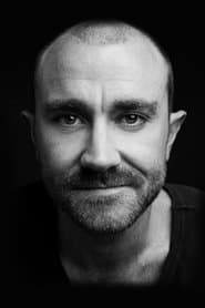 Josh McConville 이미지