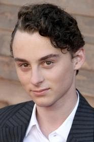 Wyatt Oleff 이미지