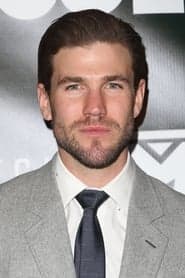 Austin Stowell 이미지