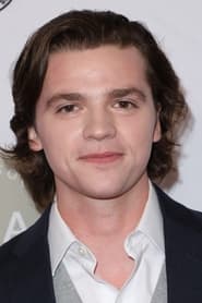 Joel Courtney 이미지