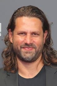 Adam Bousdoukos 이미지