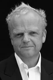 Toby Jones 이미지
