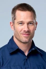Luke Macfarlane 이미지