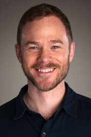 Aaron Ashmore 이미지