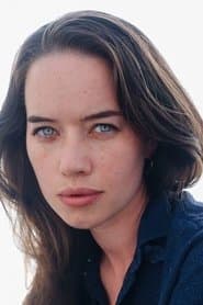Anna Popplewell 이미지