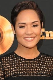 Grace Byers 이미지